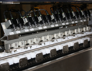 視覺(jué)傳感器能夠幫助實(shí)現(xiàn)透明包裝箱的